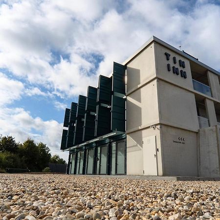 Tin Inn - Heinsberg - Das Hotel Aus Hochwertig Ausgebauten Ueberseecontainern מראה חיצוני תמונה